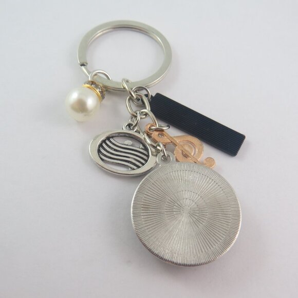 Music Keychain Music Lover Key Chain Music Lovers Gift Singer Key Ring Musician - Picture 4 of 4